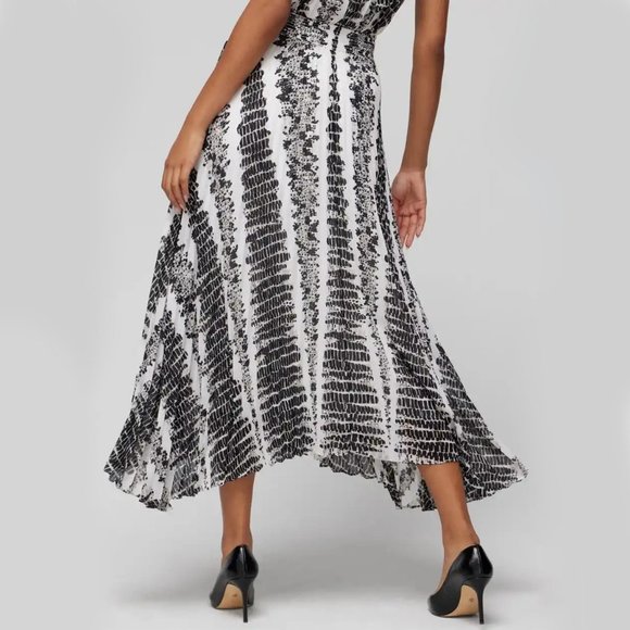 WHBM $130 Pleated Midi Skirt Reptile Snake Print 8 very stretchy waist, fits 10 - Picture 4 of 8